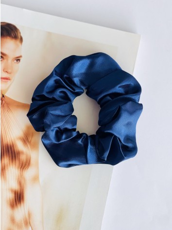 Scrunchie saténová gumička do vlasů - modrá